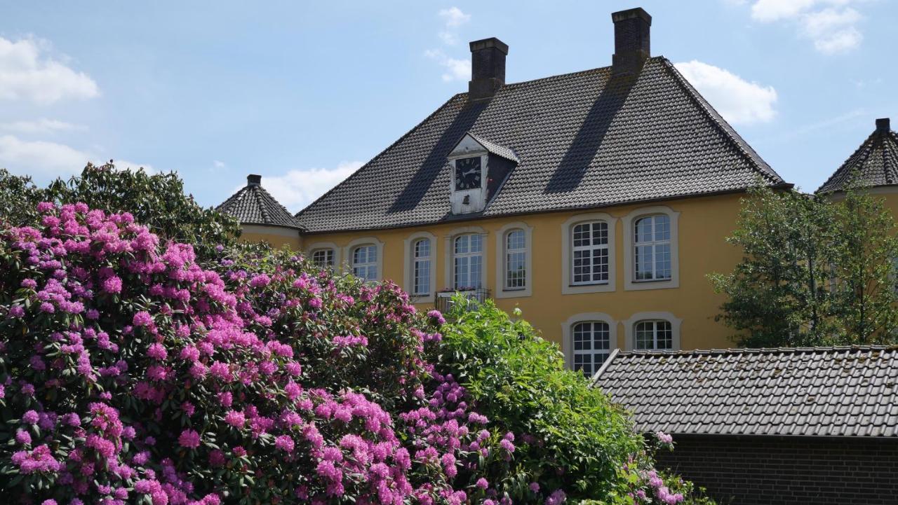 Hotel Schloss Diepenbrock Bocholt Bagian luar foto